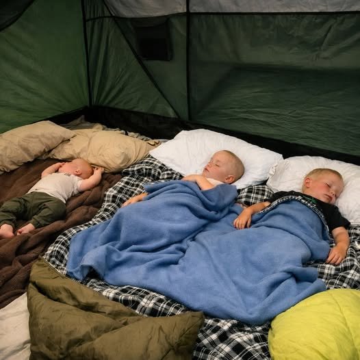 Homeless Dad Pretends To Camp